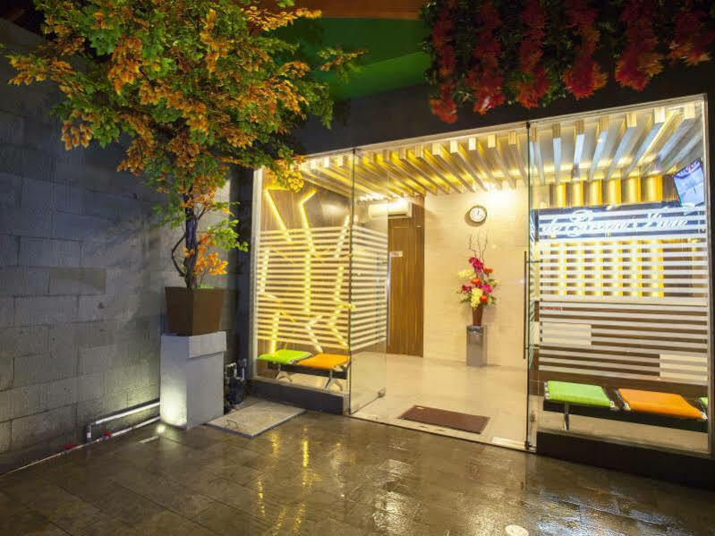 De Green Residence Giacarta Esterno foto